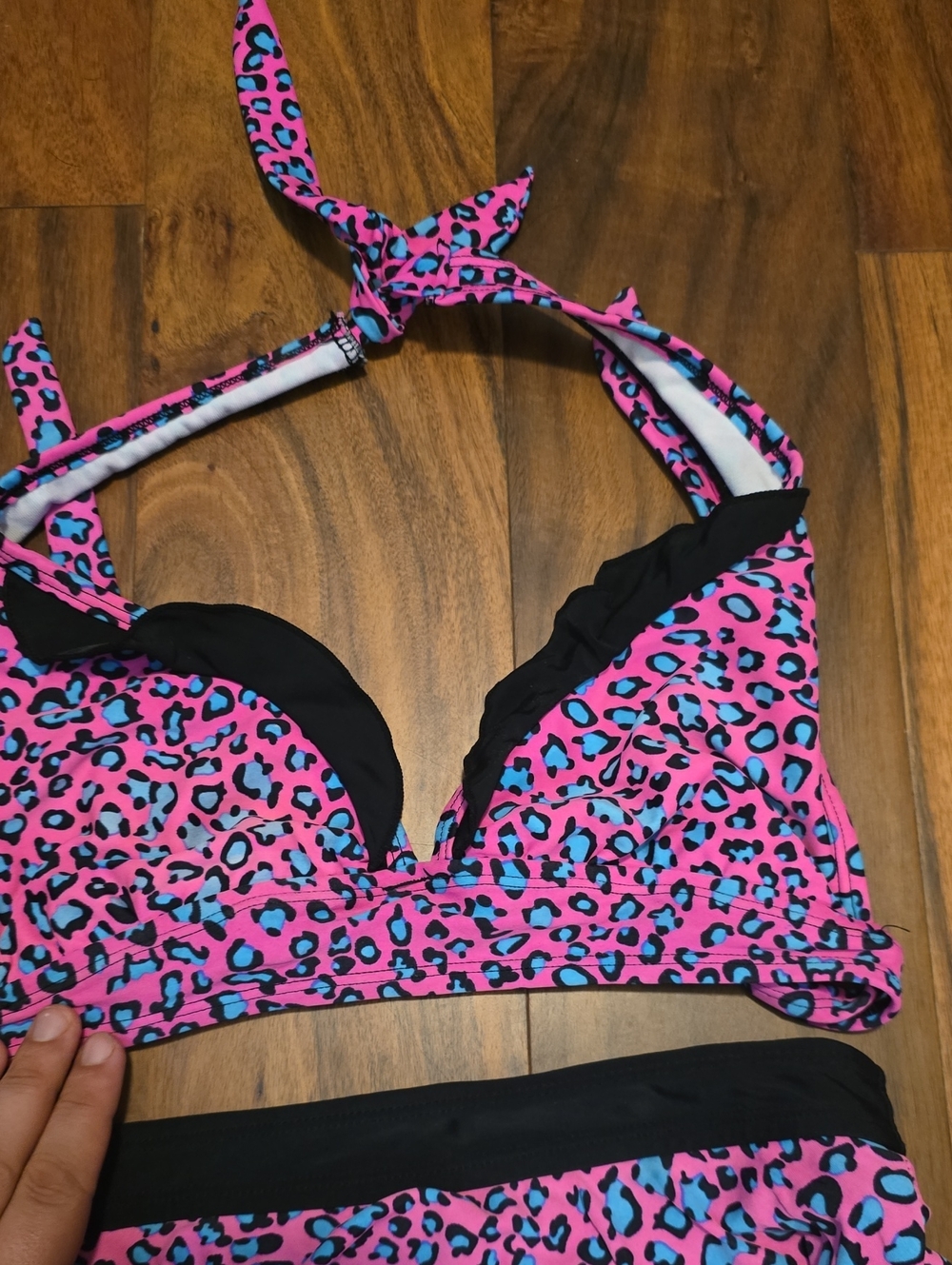 Hot Topic Bikini - Picture 3 of 3